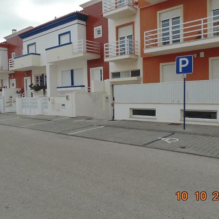 شقة Peniche Sea Shore Apartament المظهر الخارجي الصورة