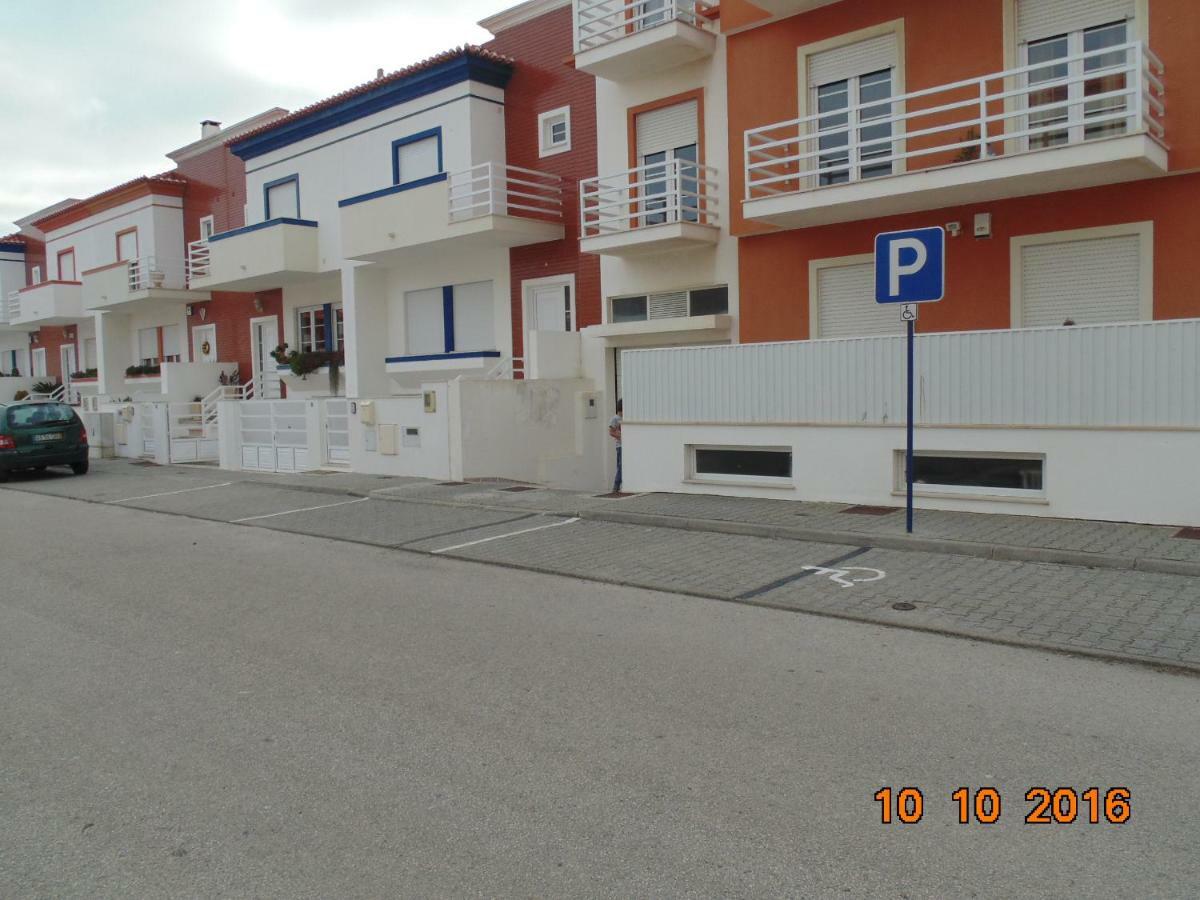 شقة Peniche Sea Shore Apartament المظهر الخارجي الصورة