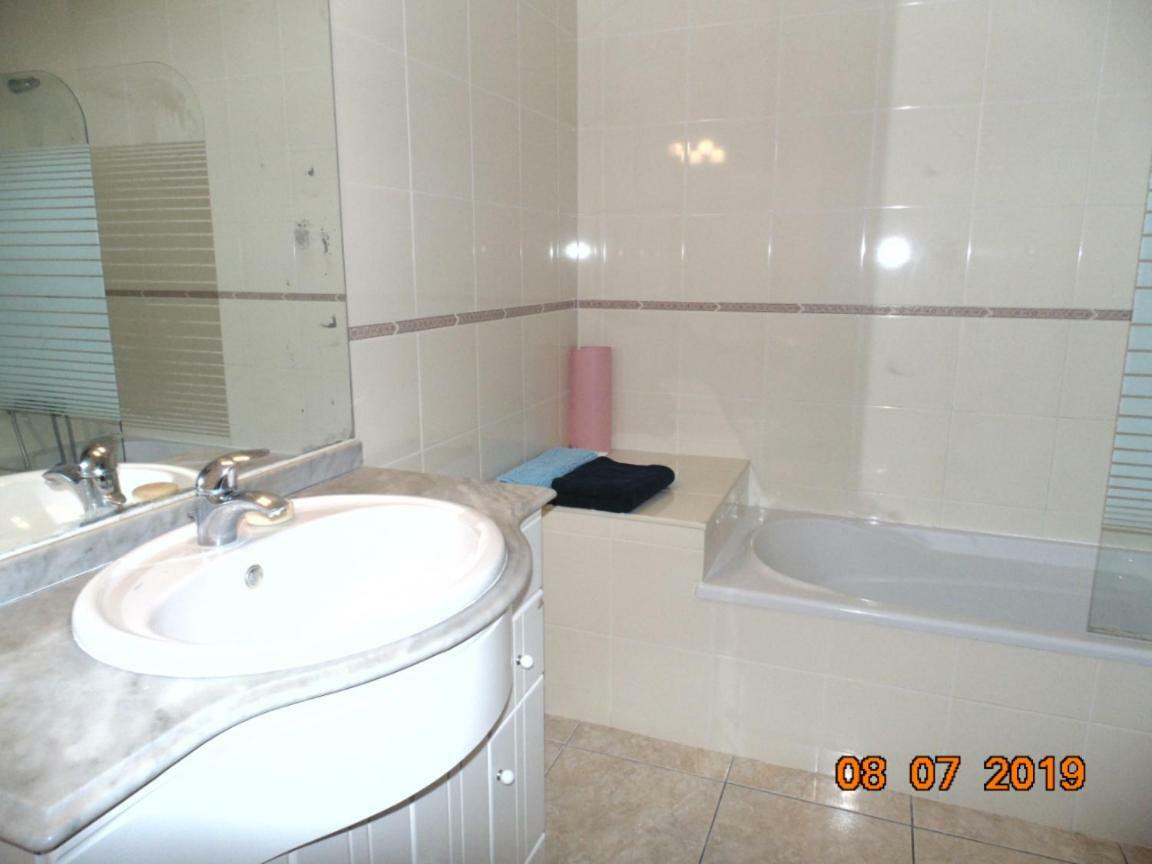 شقة Peniche Sea Shore Apartament المظهر الخارجي الصورة